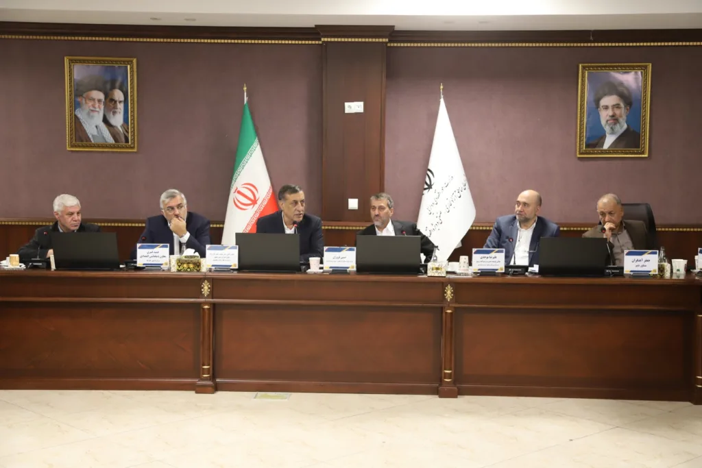 نشست معاونین دبیرخانه و مدیران عامل سازمان های مناطق آزاد و ویژه اقتصادی با حضور معاون محترم اجرایی رئیس جمهور