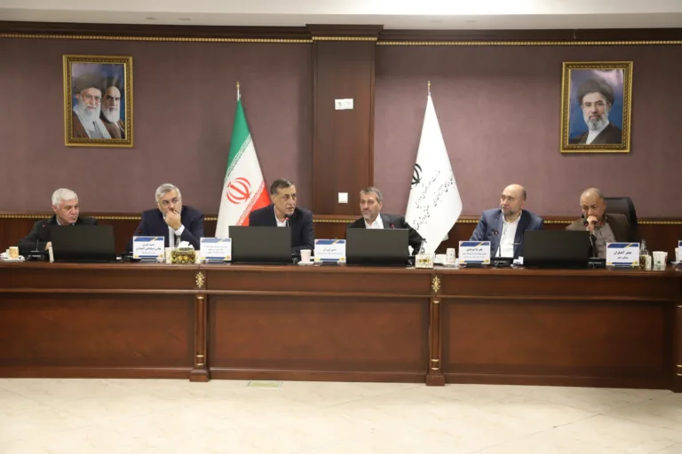 نشست معاونین دبیرخانه و مدیران عامل سازمان های مناطق آزاد و ویژه اقتصادی با حضور معاون محترم اجرایی رئیس جمهور