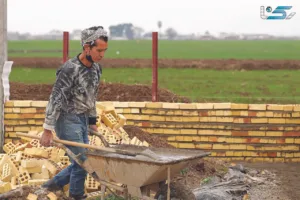 مهاجرت روزافزون به مازندران باعث کمبود شغل شد، جبران بی‌پولی با شغل دوم و سوم/ نیروهای شرکتی و کارگران حداقل‌بگیر بیشتر در معرض آسیب اند/خرید موبایل برای تحصیل فرزند آرزو شد!